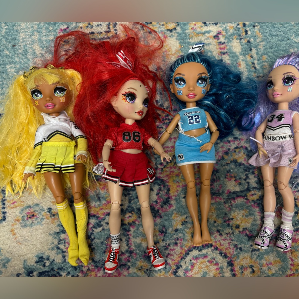 Rainbow High Sports Dolls Set - PLAY CONDITION